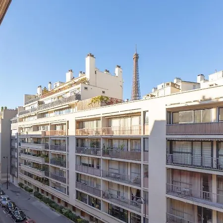 Appartement Champs De Mars